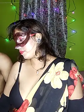 Snapshot of Exotic_couple_38 chatting on October 2025 07:15:01 PM Exotic couple 38 online show from October 2025 07:15:01 PM