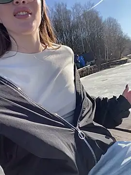 Snapshot of Beverly_Hilll chatting on March 2025 11:14:02 AM Beverly Hilll online show from March 2025 11:14:02 AM