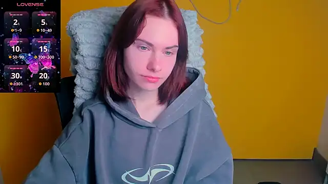 Snapshot of Fiona_Night chatting on April 2026 05:08:02 AM Fiona Night online show from April 2026 05:08:02 AM