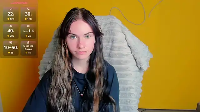 Snapshot of Fiona_Night chatting on June 2026 11:25:01 AM Fiona Night online show from June 2026 11:25:01 AM