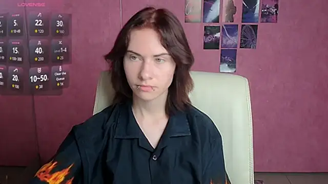 Snapshot of Fiona_Night chatting on July 2026 05:11:01 AM Fiona Night online show from July 2026 05:11:01 AM