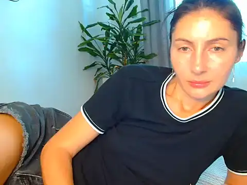 Irina9793 online show from June 2026 06:38:02 AM