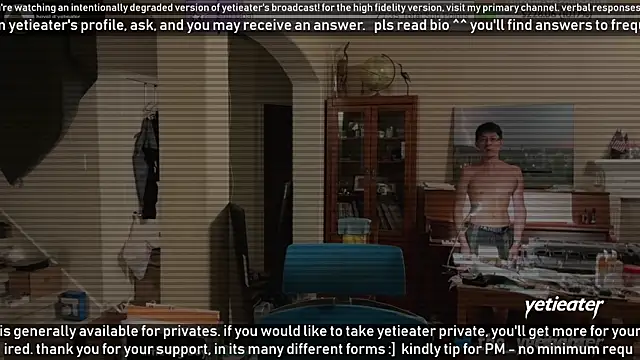 Snapshot of yetieater chatting on February 2025 12:17:01 AM yetieater online show from February 2025 12:17:01 AM