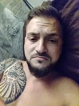 Snapshot of iurinicola chatting on November 2025 11:49:02 PM iurinicola online show from November 2025 11:49:02 PM