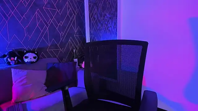 Tahara Romanov online show from October 2025 07:47:01 PM