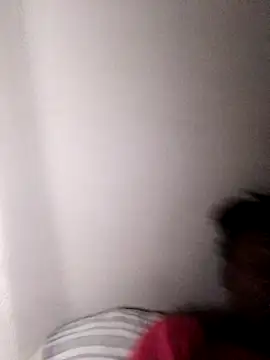 menzix96 online show from November 2025 12:49:01 AM