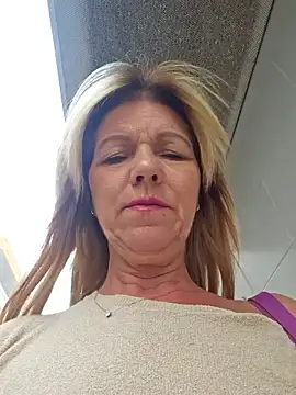 Melody73 online show from October 2025 04:07:02 PM