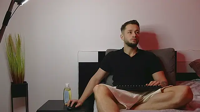 nicholasX1 online show from March 2025 05:12:02 AM