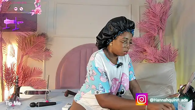 Hanaahquinn online show from May 2026 11:49:01 AM