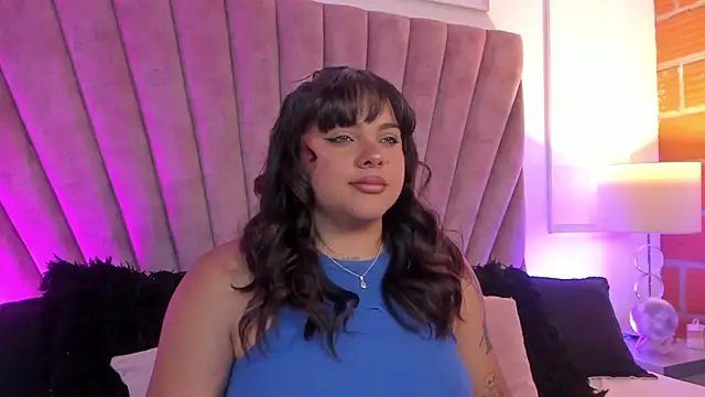 LunaSotto online show from October 2025 09:05:02 PM