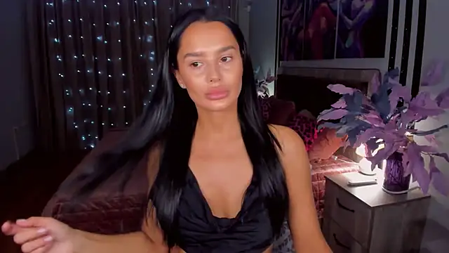 DanaSincere online show from November 2025 03:41:01 AM