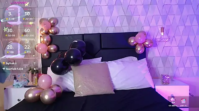 Snapshot of LiliJensen chatting on October 2025 09:12:02 PM LiliJensen online show from October 2025 09:12:02 PM