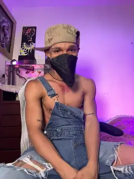CRAZY-BOY99 online show from May 2026 12:51:02 AM