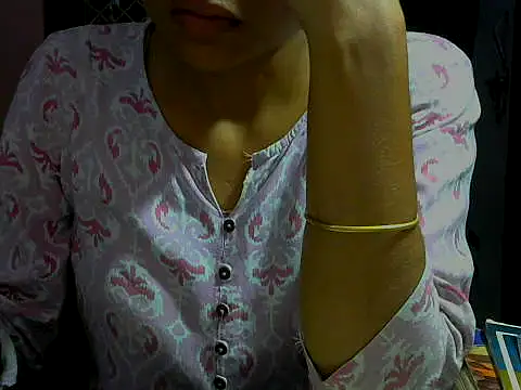 mayra89 online show from October 2025 03:03:01 PM