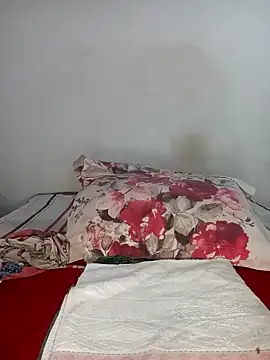 Missvixen81 online show from March 2026 05:44:01 AM