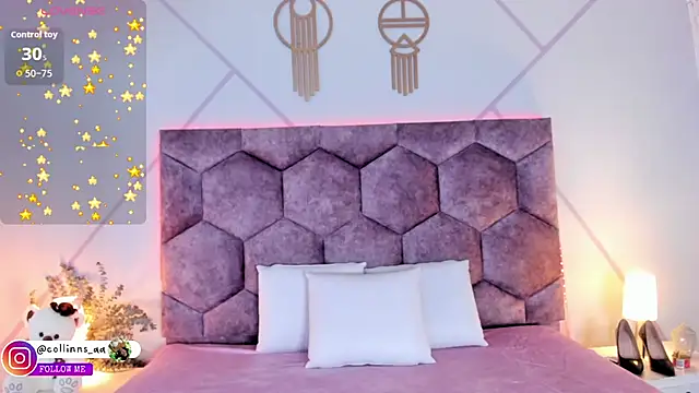 aurora collinss  online show from February 2026 12:30:02 PM