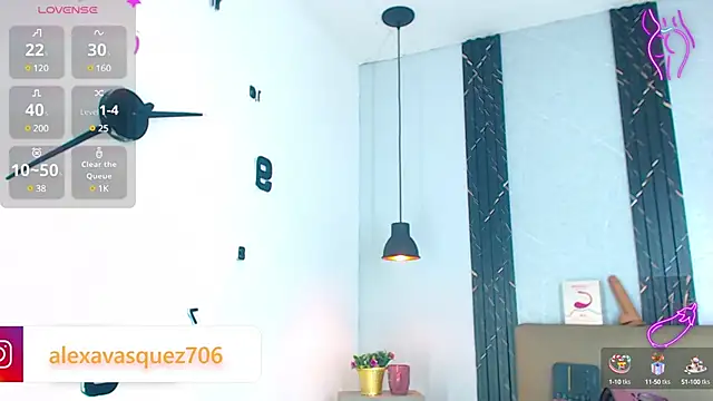 Snapshot of Alexxaa_Fox chatting on March 2025 07:03:02 AM Alexxaa Fox online show from March 2025 07:03:02 AM