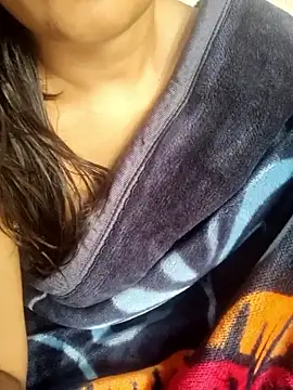 Snapshot of Miss_Love25 chatting on November 2025 09:20:02 AM Miss Love25 online show from November 2025 09:20:02 AM