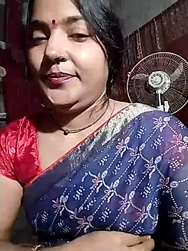 Snapshot of Maidangirl chatting on November 2025 08:33:02 PM Maidangirl online show from November 2025 08:33:02 PM