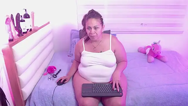 scarlettbooty online show from April 2026 10:09:02 AM