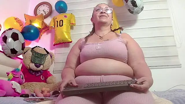 scarlettbooty online show from July 2026 01:38:01 PM