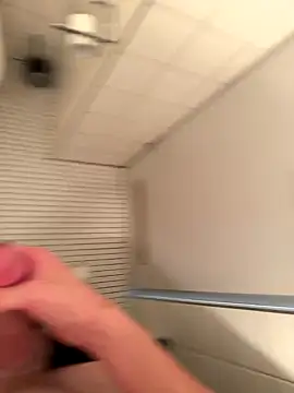 Snapshot of Yves1999 chatting on December 2025 08:14:01 PM Yves1999 online show from December 2025 08:14:01 PM