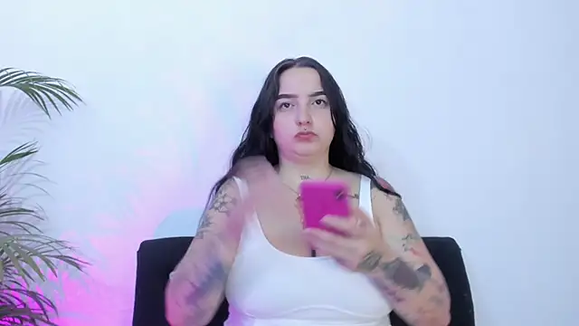 Celestte online show from September 2025 12:33:02 AM