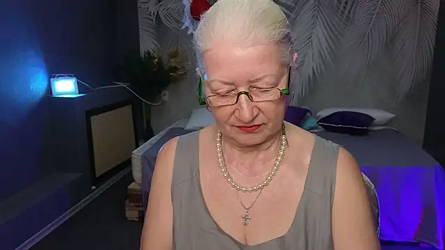 Maya Mayflower online show from March 2025 12:56:02 PM