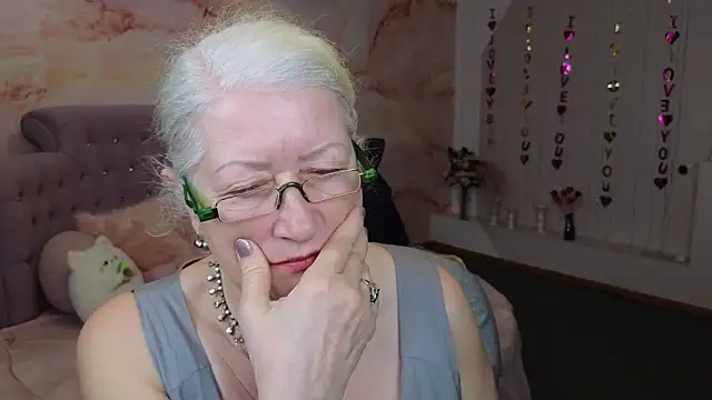 Maya Mayflower online show from March 2025 12:25:01 PM