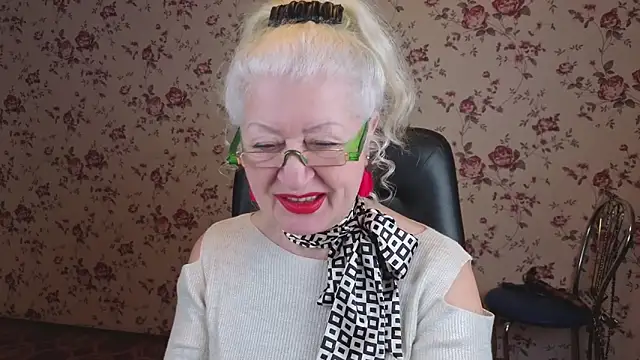 Maya Mayflower online show from December 2025 03:24:01 AM