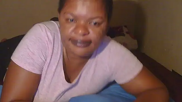 Snapshot of ebony_rose11 chatting on February 2025 08:33:02 PM ebony rose11 online show from February 2025 08:33:02 PM