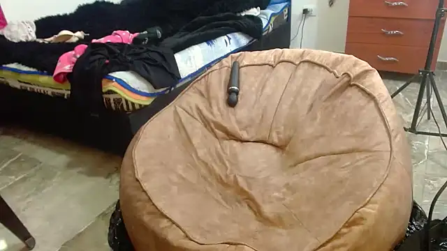 Snapshot of KratosAfroditacs chatting on September 2025 03:55:02 AM KratosAfroditacs online show from September 2025 03:55:02 AM