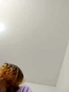 Snapshot of KratosAfroditacs chatting on October 2025 04:01:02 AM KratosAfroditacs online show from October 2025 04:01:02 AM