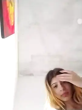 Snapshot of KratosAfroditacs chatting on November 2025 01:12:02 PM KratosAfroditacs online show from November 2025 01:12:02 PM