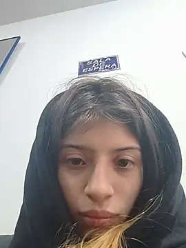 KratosAfroditacs online show from June 2026 10:04:02 PM