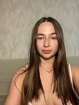 AlisaQSky online show from May 2026 09:16:01 AM