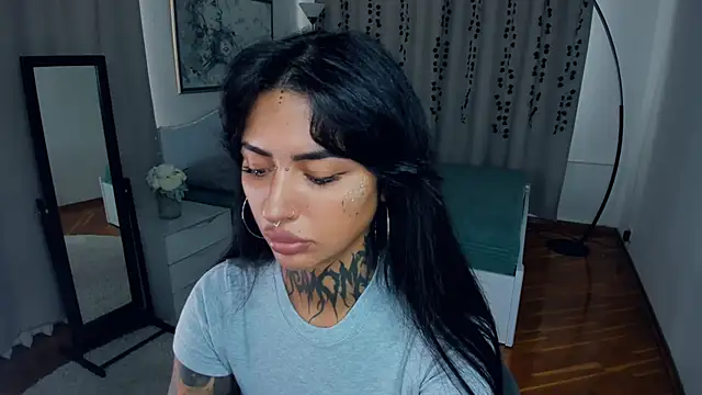 CharimgSabrina online show from September 2025 06:18:02 AM