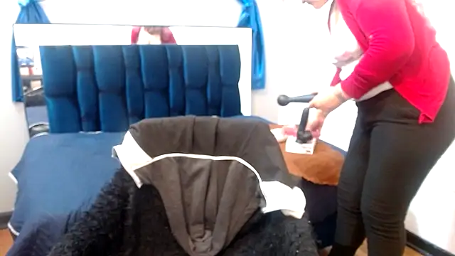 BiancaSteel online show from March 2025 12:13:02 PM