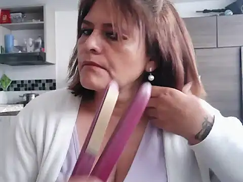 BiancaSteel online show from May 2026 12:21:02 PM