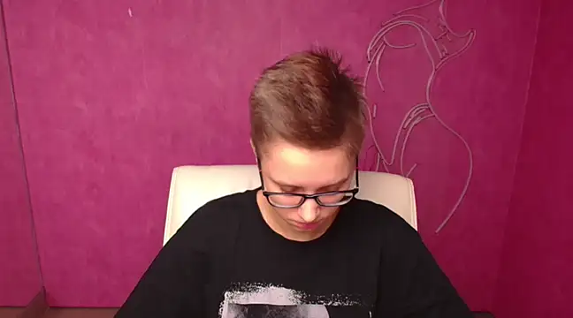 Bella Swannn online show from March 2025 06:29:01 PM