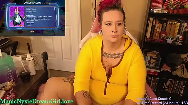 VioletNova online show from October 2025 09:24:01 PM