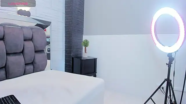 Snapshot of jade_heartt chatting on March 2025 10:17:02 PM jade heartt online show from March 2025 10:17:02 PM