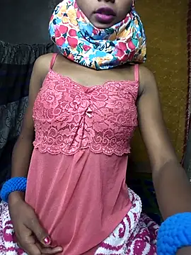 Snapshot of Cutesoma01 chatting on December 2025 11:21:01 PM Cutesoma01 online show from December 2025 11:21:01 PM