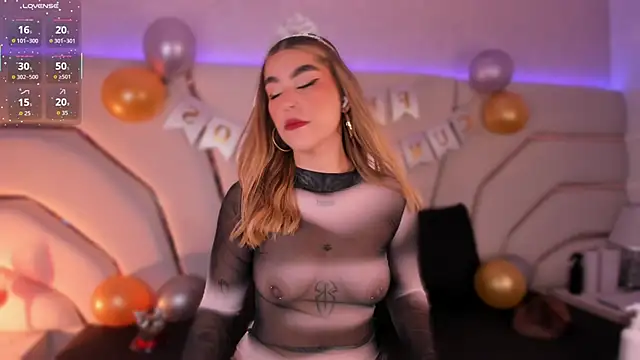 Violeta-Marquez online show from May 2026 12:02:02 PM