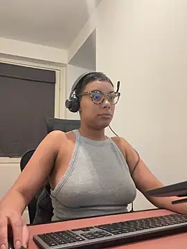 Melia Rayne online show from February 2026 12:15:01 PM