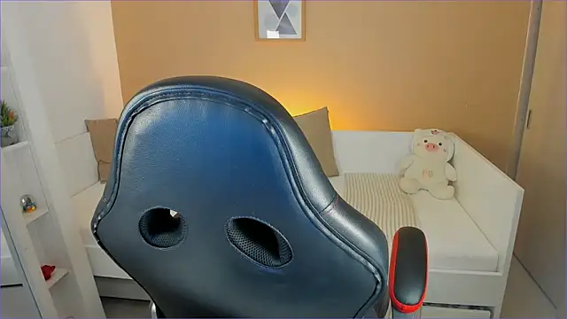 Snapshot of ValentinaMilann chatting on February 2026 12:26:02 AM ValentinaMilann online show from February 2026 12:26:02 AM