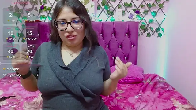 Anny  cute online show from March 2025 03:39:02 PM