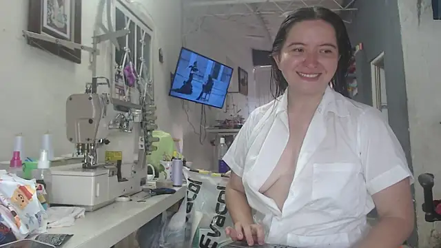 Snapshot of abbydirtys chatting on November 2025 09:03:02 PM abbydirtys online show from November 2025 09:03:02 PM