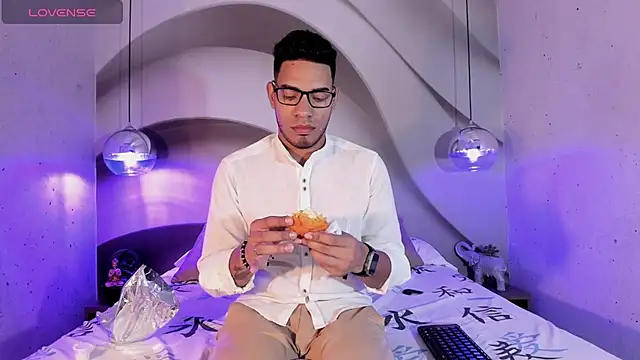 ETHAN DRAVEN online show from September 2025 12:08:02 PM