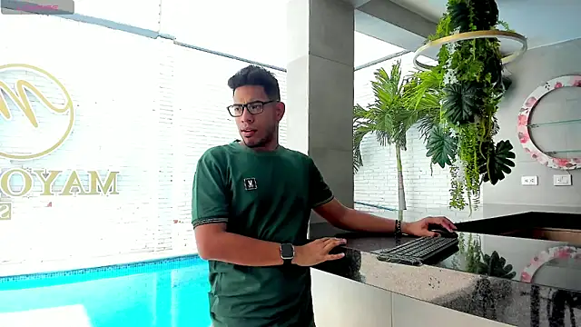 ETHAN DRAVEN online show from September 2025 07:17:02 PM